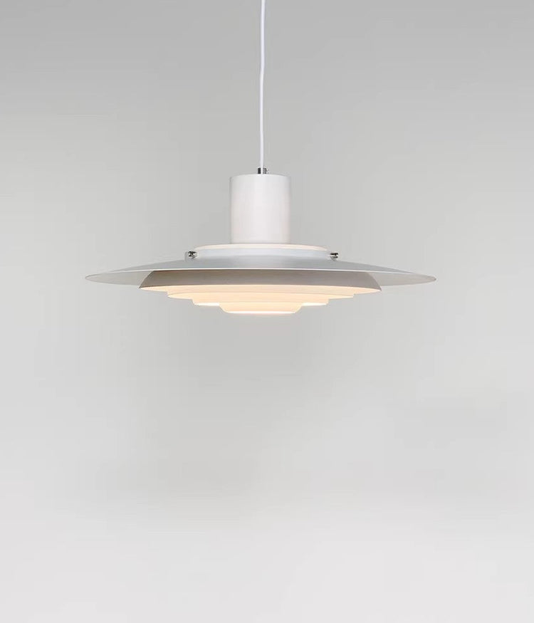 P376 Pendant Light