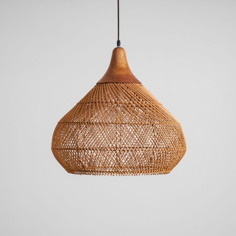 Braided Rattan Pendant Lamp