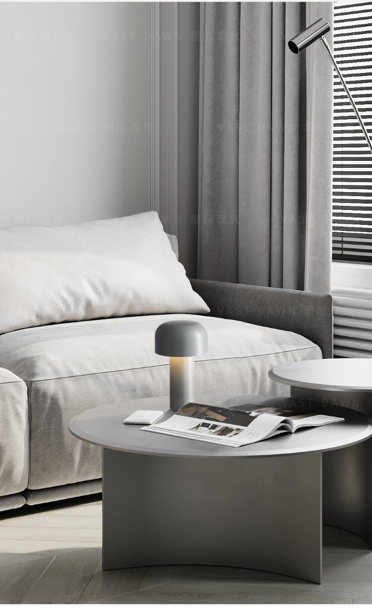 Bellhop table lamp