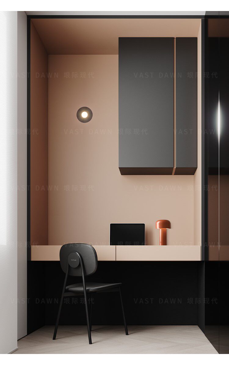 Bellhop table lamp