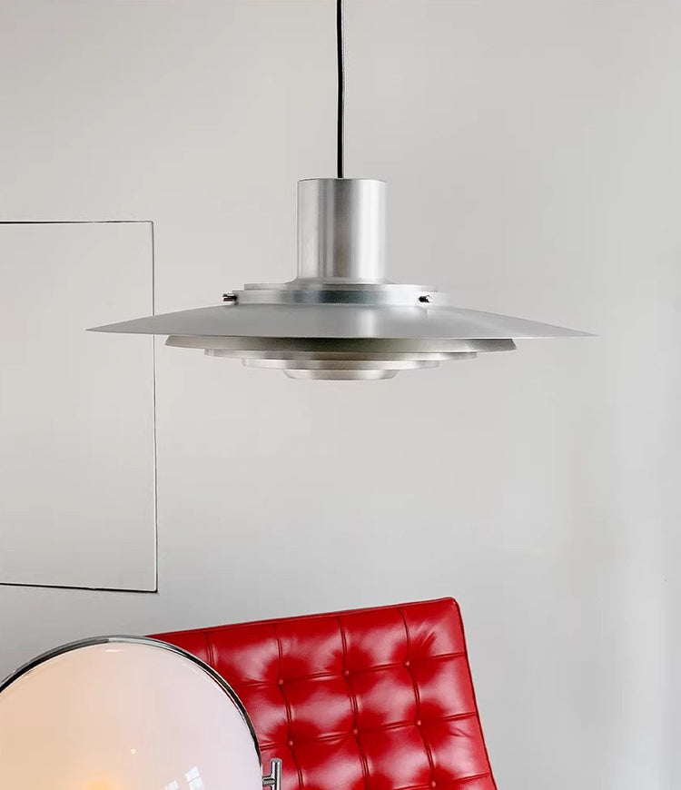 P376 Pendant Light